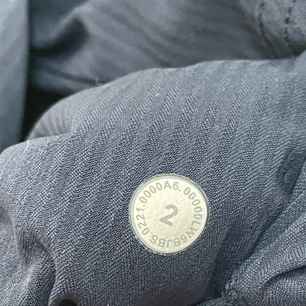 Lululemon Beyond the Studio Crop True Navy size 2